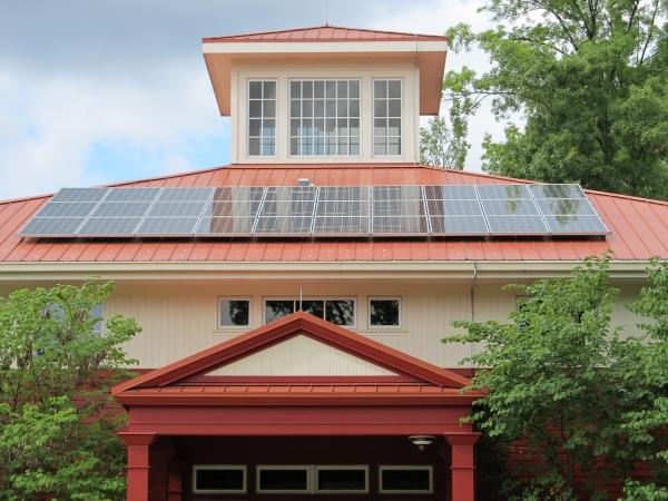 Disposal of solar panels - house with solar panels on roof